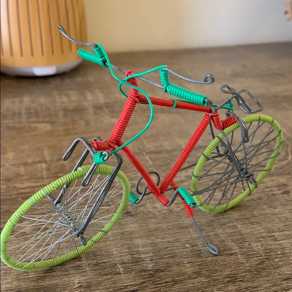 Wire Wrapped Bike - Picture 2 of 3